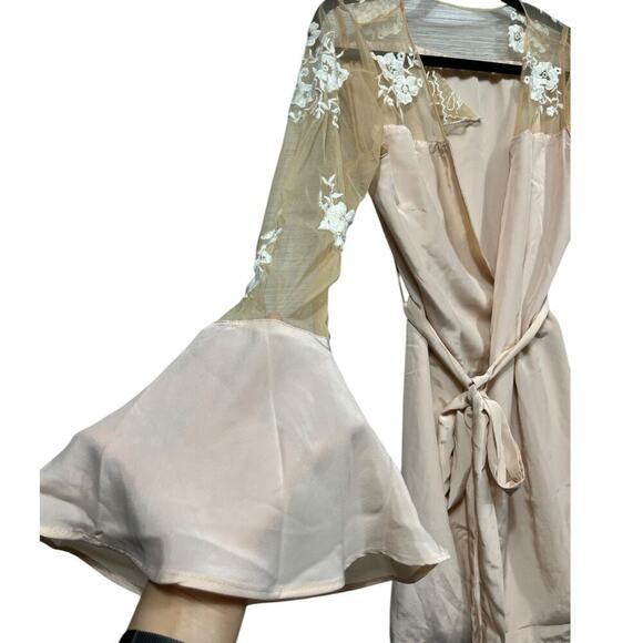 Robed With Love Women’s Pink Hildy Robe / Size- Small - Picture 2 of 16